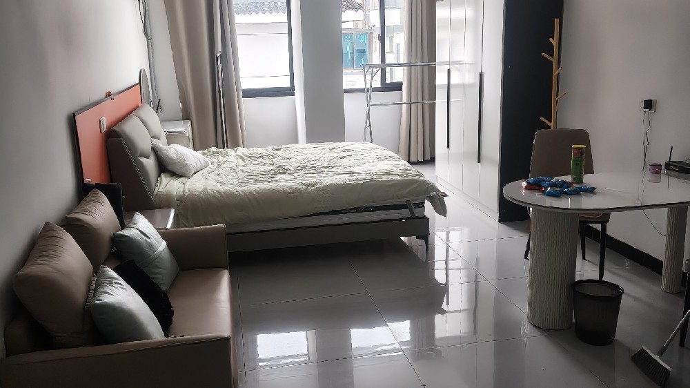 转租南门地铁站附近公寓